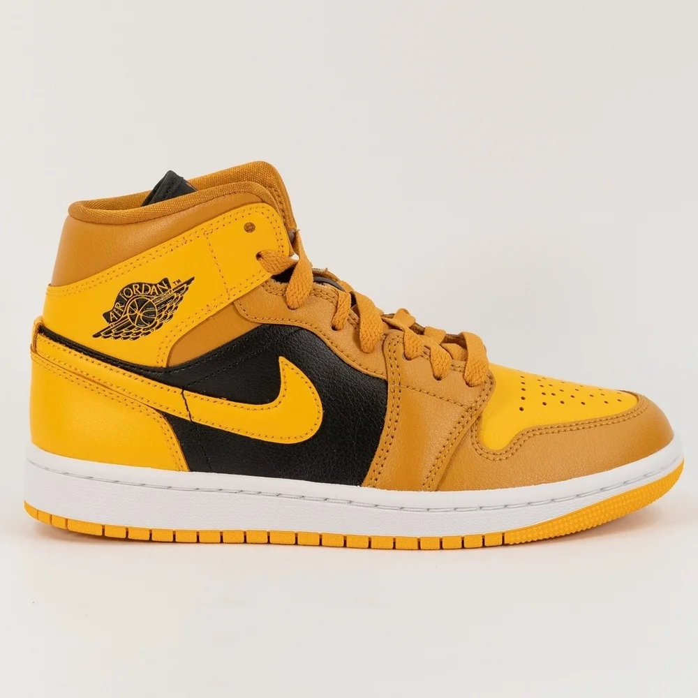 Air Jordan 1 Men's Chutney Black and Gold Sneakers NEW No Box